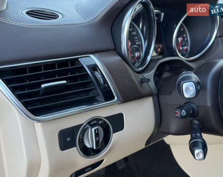 Білий Мерседес ГЛС-Класс, об'ємом двигуна 3 л та пробігом 225 тис. км за 40800 $, фото 37 на Automoto.ua