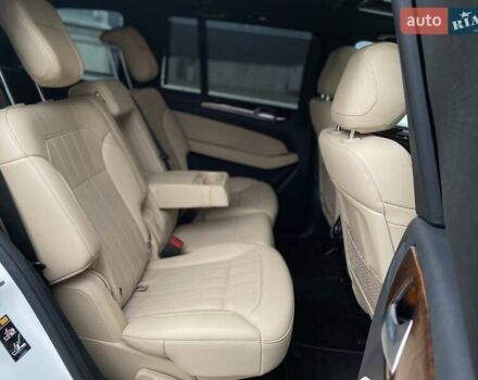 Белый Мерседес ГЛС-Класс, объемом двигателя 3 л и пробегом 125 тыс. км за 36700 $, фото 33 на Automoto.ua