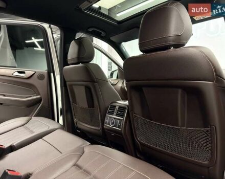 Белый Мерседес ГЛС-Класс, объемом двигателя 2.99 л и пробегом 100 тыс. км за 49999 $, фото 39 на Automoto.ua