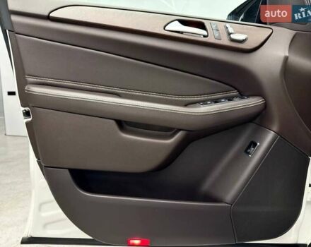 Белый Мерседес ГЛС-Класс, объемом двигателя 2.99 л и пробегом 100 тыс. км за 49999 $, фото 17 на Automoto.ua