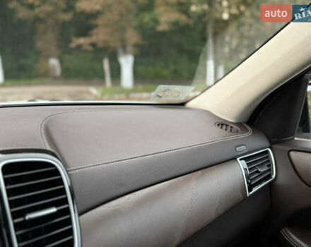 Белый Мерседес ГЛС-Класс, объемом двигателя 2.99 л и пробегом 147 тыс. км за 48700 $, фото 39 на Automoto.ua