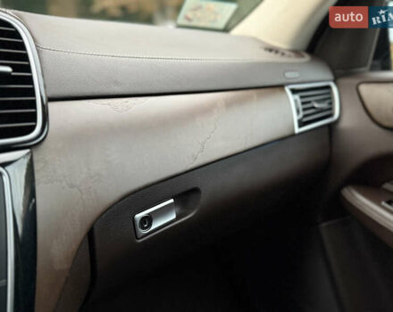 Белый Мерседес ГЛС-Класс, объемом двигателя 2.99 л и пробегом 147 тыс. км за 48700 $, фото 38 на Automoto.ua