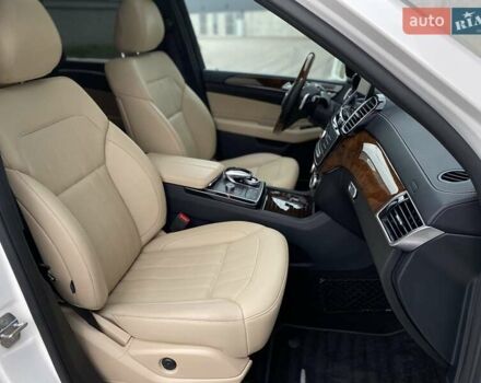 Белый Мерседес ГЛС-Класс, объемом двигателя 3 л и пробегом 125 тыс. км за 36700 $, фото 35 на Automoto.ua