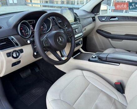Білий Мерседес ГЛС-Класс, об'ємом двигуна 3 л та пробігом 225 тис. км за 40800 $, фото 19 на Automoto.ua