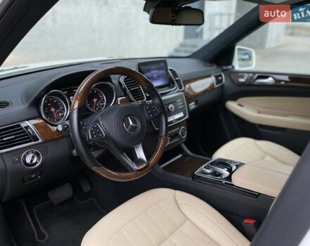 Белый Мерседес ГЛС-Класс, объемом двигателя 3 л и пробегом 125 тыс. км за 36700 $, фото 12 на Automoto.ua