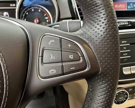 Белый Мерседес ГЛС-Класс, объемом двигателя 3 л и пробегом 80 тыс. км за 39900 $, фото 26 на Automoto.ua