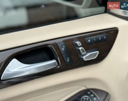 Белый Мерседес ГЛС-Класс, объемом двигателя 3 л и пробегом 80 тыс. км за 39900 $, фото 17 на Automoto.ua