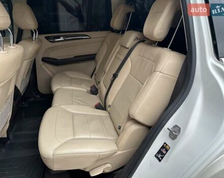 Белый Мерседес ГЛС-Класс, объемом двигателя 3 л и пробегом 80 тыс. км за 39900 $, фото 32 на Automoto.ua