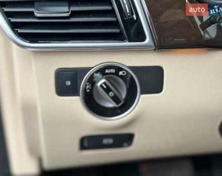 Белый Мерседес ГЛС-Класс, объемом двигателя 3 л и пробегом 80 тыс. км за 39900 $, фото 22 на Automoto.ua