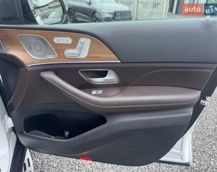 Белый Мерседес ГЛС-Класс, объемом двигателя 2.93 л и пробегом 99 тыс. км за 77900 $, фото 42 на Automoto.ua