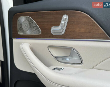 Белый Мерседес ГЛС-Класс, объемом двигателя 3 л и пробегом 137 тыс. км за 68000 $, фото 27 на Automoto.ua