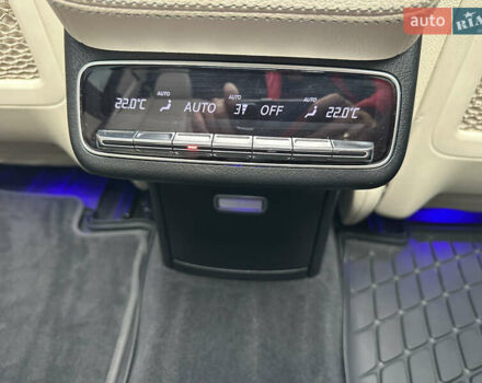 Білий Мерседес ГЛС-Класс, об'ємом двигуна 3 л та пробігом 57 тис. км за 84000 $, фото 41 на Automoto.ua