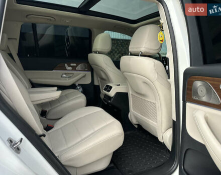 Білий Мерседес ГЛС-Класс, об'ємом двигуна 3 л та пробігом 57 тис. км за 84000 $, фото 36 на Automoto.ua