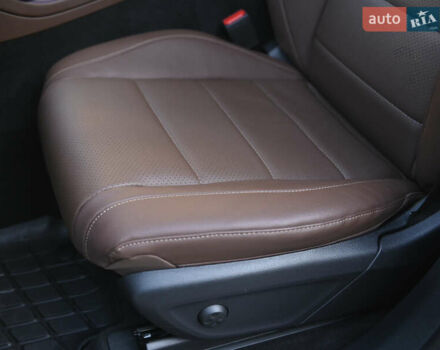 Белый Мерседес ГЛС-Класс, объемом двигателя 3 л и пробегом 17 тыс. км за 117999 $, фото 35 на Automoto.ua