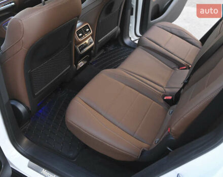 Белый Мерседес ГЛС-Класс, объемом двигателя 3 л и пробегом 17 тыс. км за 117999 $, фото 78 на Automoto.ua