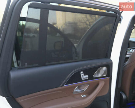 Белый Мерседес ГЛС-Класс, объемом двигателя 3 л и пробегом 17 тыс. км за 117999 $, фото 76 на Automoto.ua