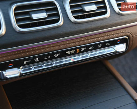 Белый Мерседес ГЛС-Класс, объемом двигателя 3 л и пробегом 17 тыс. км за 117999 $, фото 45 на Automoto.ua