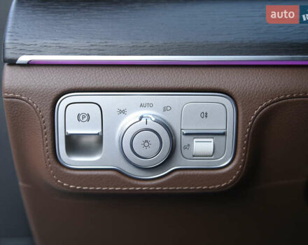 Белый Мерседес ГЛС-Класс, объемом двигателя 3 л и пробегом 17 тыс. км за 117999 $, фото 33 на Automoto.ua