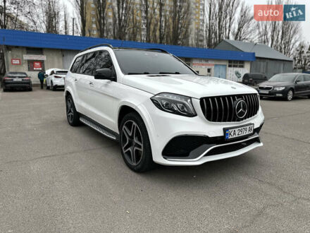 Мерседес ГЛС-Класс 2017 в Киеве на Automoto.ua Белый Мерседес ГЛС-Класс, объемом двигателя 4.66 л и пробегом 167 тыс. км за 37500 $, фото 1 на Automoto.ua