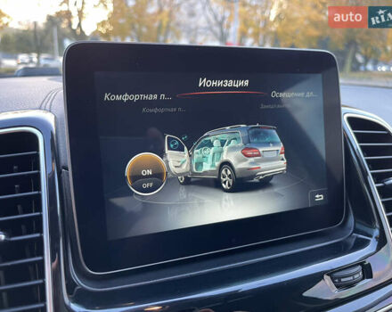 Мерседес ГЛС-Класс 2016 в Днепре (Днепропетровске) на Automoto.ua Черный Мерседес ГЛС-Класс, объемом двигателя 4.66 л и пробегом 133 тыс. км за 47999 $, фото 67 на Automoto.ua