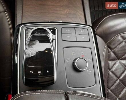 Черный Мерседес ГЛС-Класс, объемом двигателя 4.7 л и пробегом 97 тыс. км за 46670 $, фото 23 на Automoto.ua