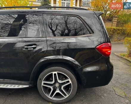 Черный Мерседес ГЛС-Класс, объемом двигателя 4.7 л и пробегом 97 тыс. км за 46670 $, фото 10 на Automoto.ua