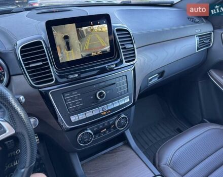 Чорний Мерседес ГЛС-Класс, об'ємом двигуна 5.46 л та пробігом 213 тис. км за 39900 $, фото 126 на Automoto.ua