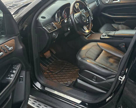 Чорний Мерседес ГЛС-Класс, об'ємом двигуна 2.99 л та пробігом 260 тис. км за 37000 $, фото 21 на Automoto.ua
