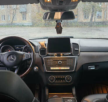 Чорний Мерседес ГЛС-Класс, об'ємом двигуна 2.99 л та пробігом 260 тис. км за 37000 $, фото 33 на Automoto.ua