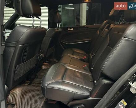 Черный Мерседес ГЛС-Класс, объемом двигателя 4.66 л и пробегом 265 тыс. км за 41990 $, фото 11 на Automoto.ua