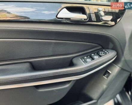 Черный Мерседес ГЛС-Класс, объемом двигателя 4.66 л и пробегом 264 тыс. км за 42000 $, фото 16 на Automoto.ua