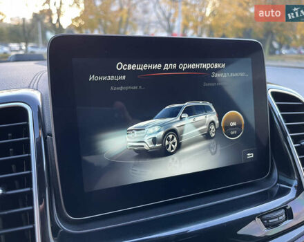Мерседес ГЛС-Класс 2016 в Днепре (Днепропетровске) на Automoto.ua Черный Мерседес ГЛС-Класс, объемом двигателя 4.66 л и пробегом 133 тыс. км за 47999 $, фото 68 на Automoto.ua