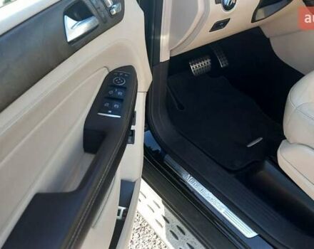 Чорний Мерседес ГЛС-Класс, об'ємом двигуна 2.99 л та пробігом 280 тис. км за 39890 $, фото 28 на Automoto.ua