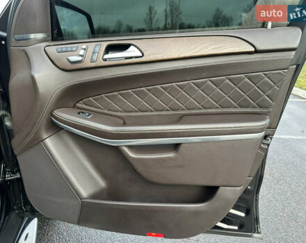 Чорний Мерседес ГЛС-Класс, об'ємом двигуна 4.66 л та пробігом 191 тис. км за 29700 $, фото 13 на Automoto.ua