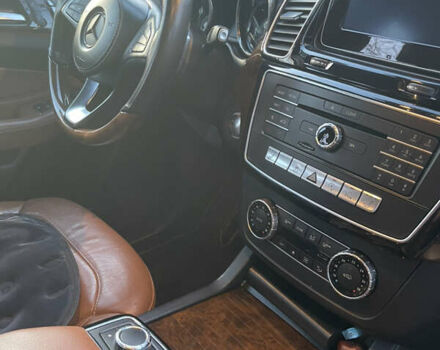 Чорний Мерседес ГЛС-Класс, об'ємом двигуна 2.99 л та пробігом 285 тис. км за 31500 $, фото 10 на Automoto.ua