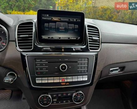 Черный Мерседес ГЛС-Класс, объемом двигателя 4.7 л и пробегом 97 тыс. км за 46670 $, фото 19 на Automoto.ua