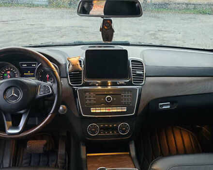 Чорний Мерседес ГЛС-Класс, об'ємом двигуна 2.99 л та пробігом 260 тис. км за 37000 $, фото 35 на Automoto.ua