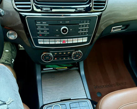 Чорний Мерседес ГЛС-Класс, об'ємом двигуна 2.99 л та пробігом 250 тис. км за 43000 $, фото 26 на Automoto.ua