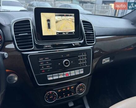Черный Мерседес ГЛС-Класс, объемом двигателя 2.99 л и пробегом 176 тыс. км за 34900 $, фото 4 на Automoto.ua