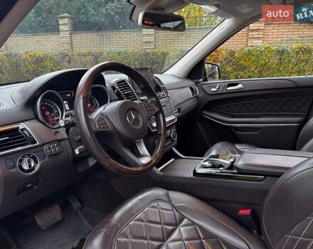 Черный Мерседес ГЛС-Класс, объемом двигателя 4.7 л и пробегом 97 тыс. км за 46670 $, фото 14 на Automoto.ua