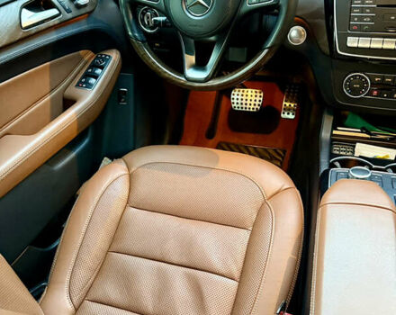 Чорний Мерседес ГЛС-Класс, об'ємом двигуна 2.99 л та пробігом 250 тис. км за 43000 $, фото 11 на Automoto.ua