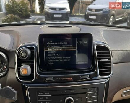 Чорний Мерседес ГЛС-Класс, об'ємом двигуна 2.99 л та пробігом 126 тис. км за 44999 $, фото 78 на Automoto.ua