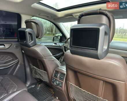 Чорний Мерседес ГЛС-Класс, об'ємом двигуна 4.66 л та пробігом 191 тис. км за 29700 $, фото 18 на Automoto.ua