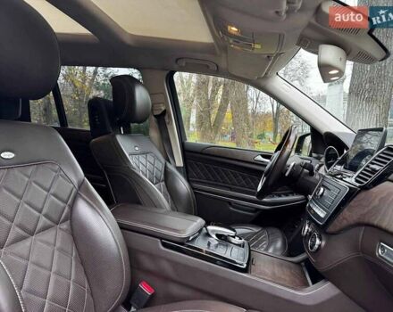 Черный Мерседес ГЛС-Класс, объемом двигателя 4.7 л и пробегом 97 тыс. км за 46670 $, фото 40 на Automoto.ua