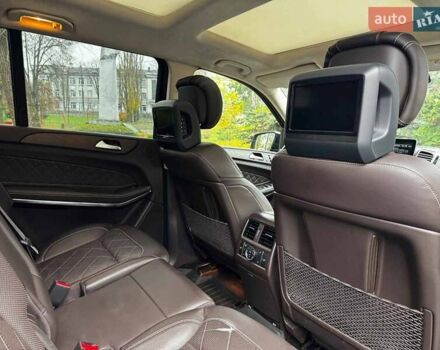 Черный Мерседес ГЛС-Класс, объемом двигателя 4.7 л и пробегом 97 тыс. км за 46670 $, фото 36 на Automoto.ua