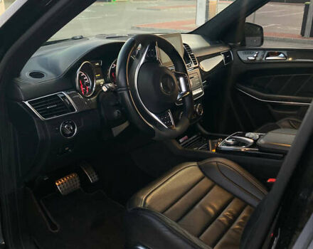 Чорний Мерседес ГЛС-Класс, об'ємом двигуна 5.46 л та пробігом 107 тис. км за 33999 $, фото 5 на Automoto.ua