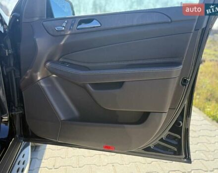 Черный Мерседес ГЛС-Класс, объемом двигателя 2.99 л и пробегом 225 тыс. км за 39900 $, фото 26 на Automoto.ua