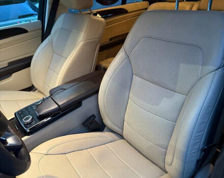 Мерседес ГЛС-Класс 2017 у Ужгороді на Automoto.ua Чорний Мерседес ГЛС-Класс, об'ємом двигуна 2.99 л та пробігом 209 тис. км за 35800 $, фото 6 на Automoto.ua