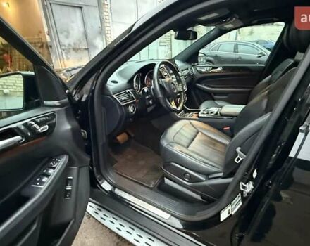 Черный Мерседес ГЛС-Класс, объемом двигателя 3 л и пробегом 235 тыс. км за 29000 $, фото 5 на Automoto.ua