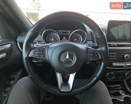 Черный Мерседес ГЛС-Класс, объемом двигателя 3 л и пробегом 255 тыс. км за 25000 $, фото 16 на Automoto.ua